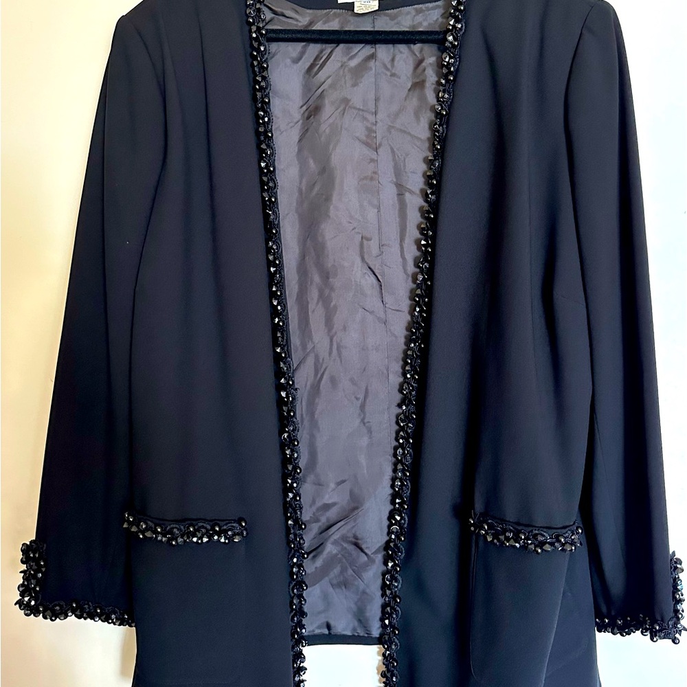 Breathtaking Jacket/Suit Top!